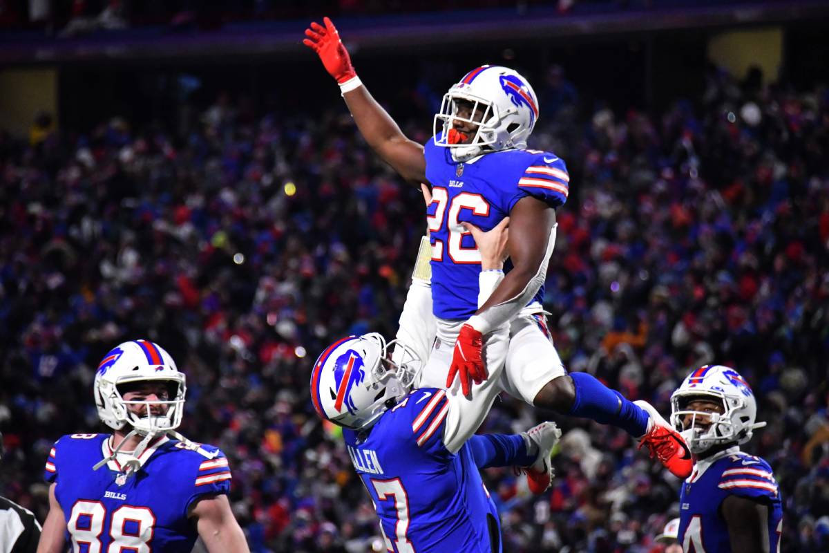 Allen-led Bills throttle division rival Patriots, 47-17