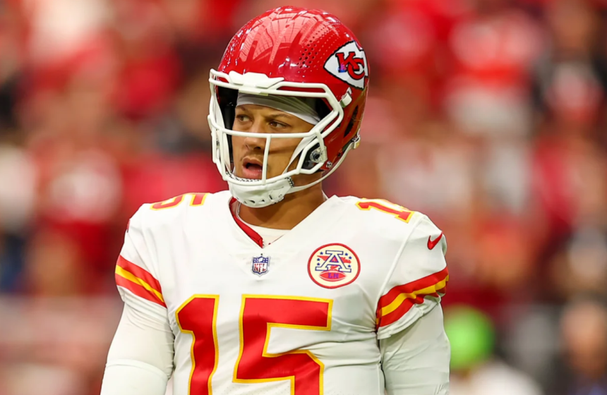 Super Bowl magic: Mahomes, Chiefs beat Eagles 38-35 - The Sumter Item