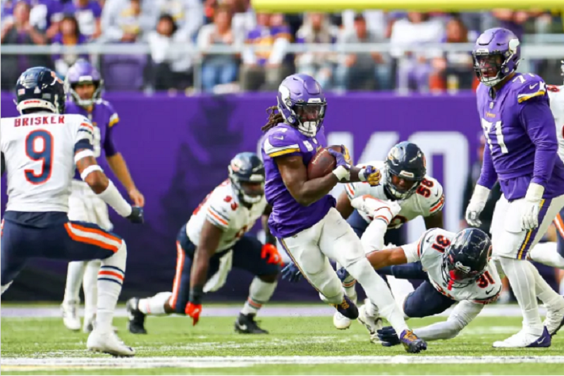 Live: Late touchdown gives Vikings 29-22 lead on Bears