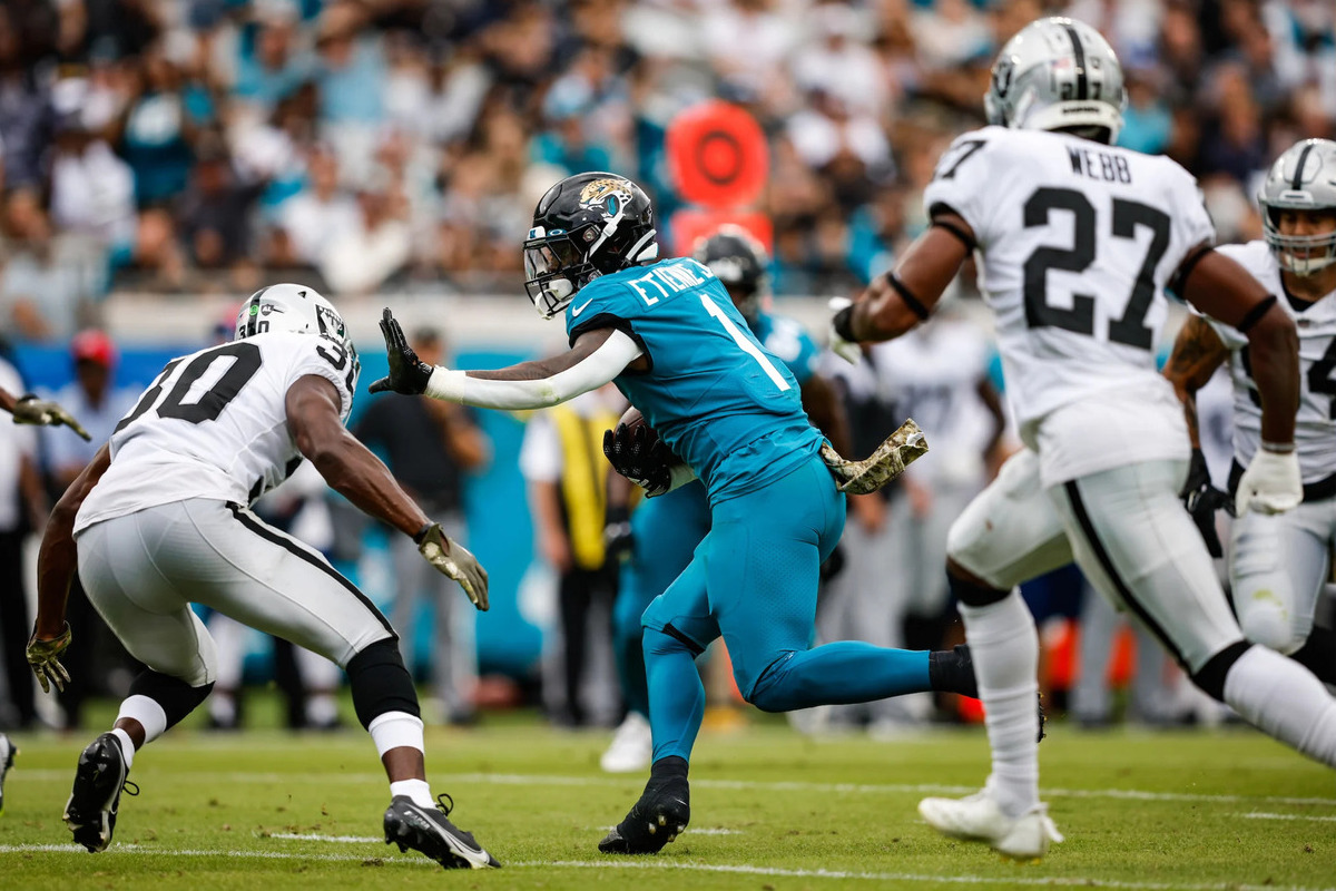 Las Vegas Raiders (20) vs. Jacksonville Jaguars (27)